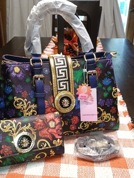 Handbags - Lady Sky Tote